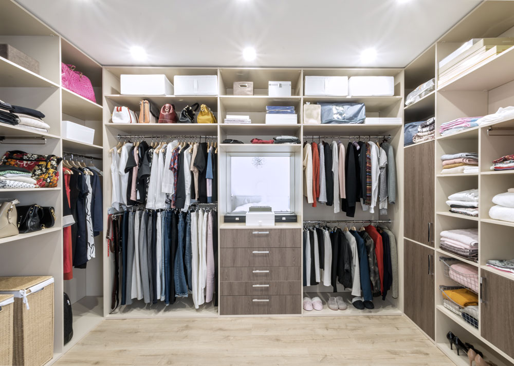 Walk-in Wardrobe